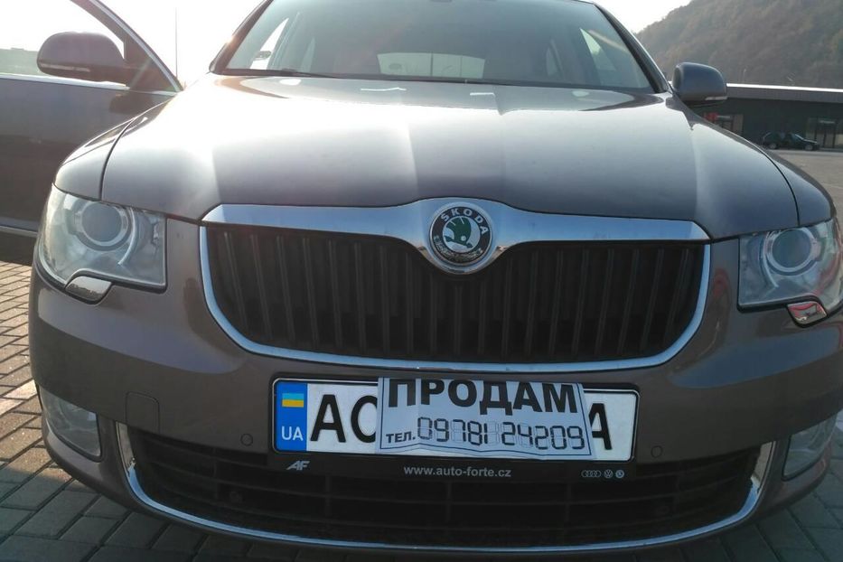 Продам Skoda Superb ELEGANCE 2011 года в Ужгороде