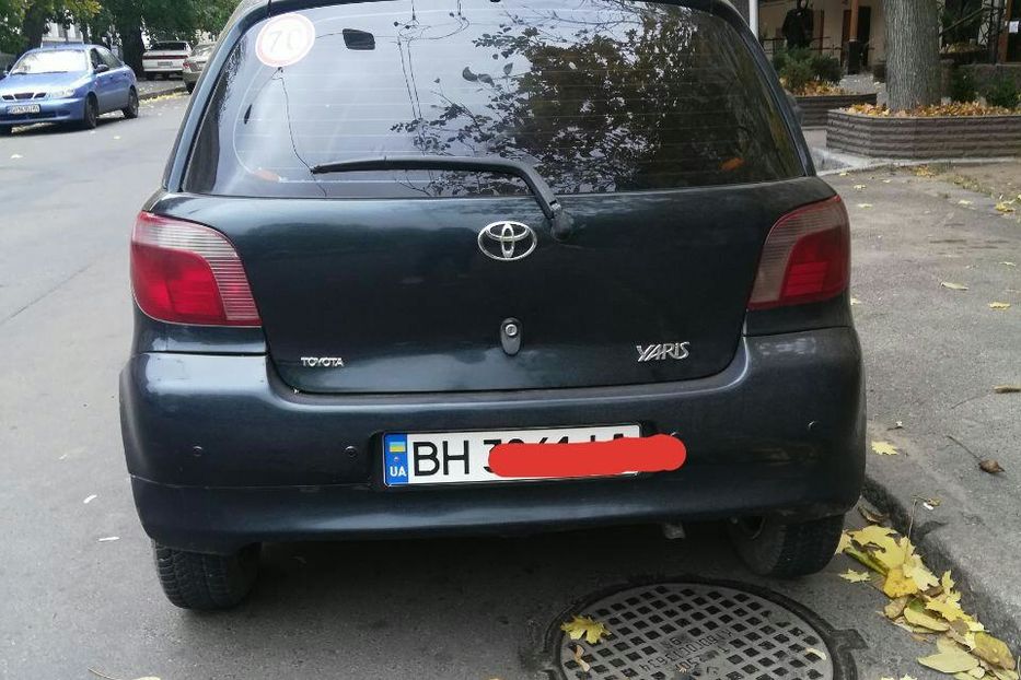 Продам Toyota Yaris 1999 года в Одессе