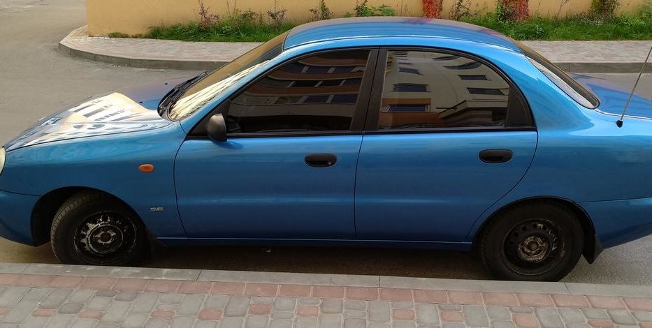 Продам Daewoo Lanos SE 2001 года в Киеве