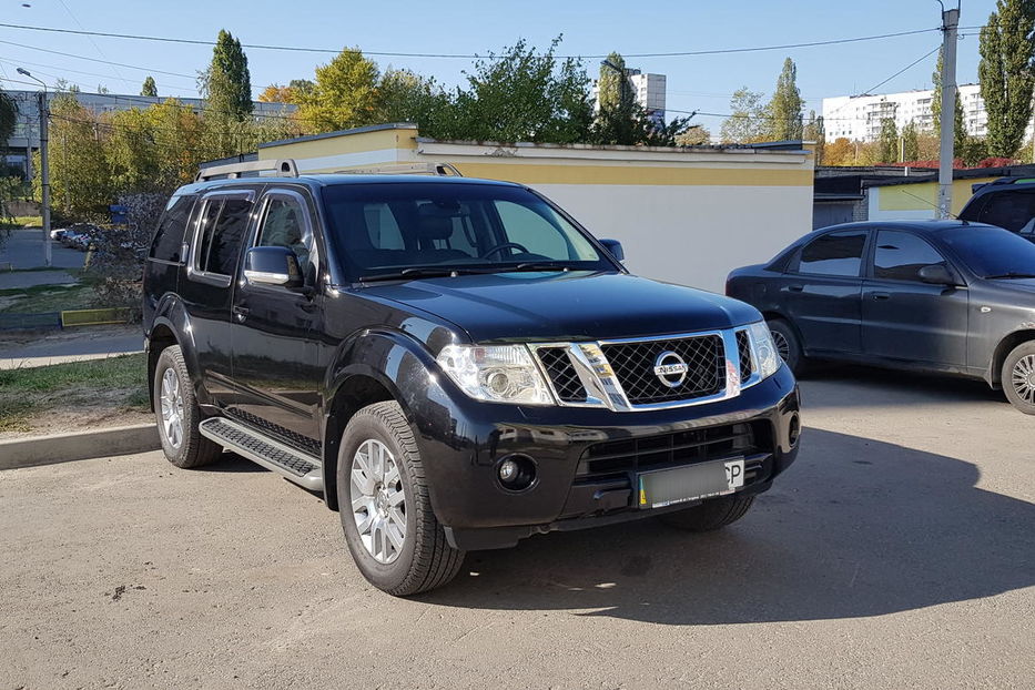 Продам Nissan Pathfinder 2014 года в Харькове