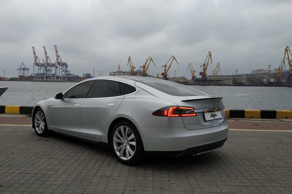 Продам Tesla Model S 85D 2015 года в Одессе