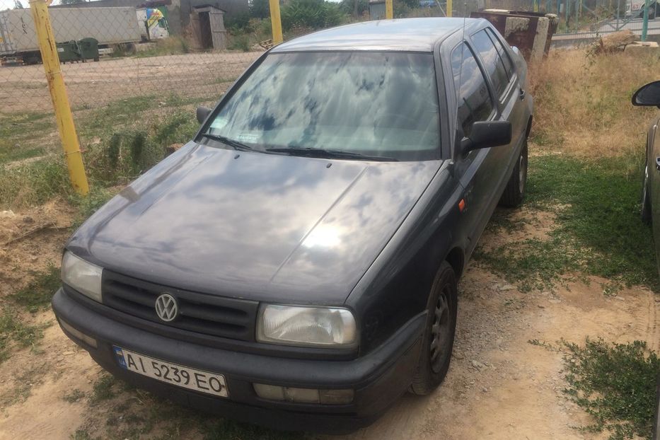 Продам Volkswagen Vento 1993 года в Киеве