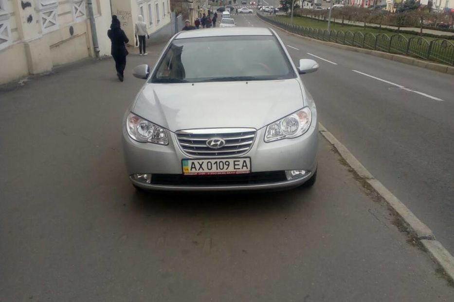 Продам Hyundai Elantra 2011 года в Харькове