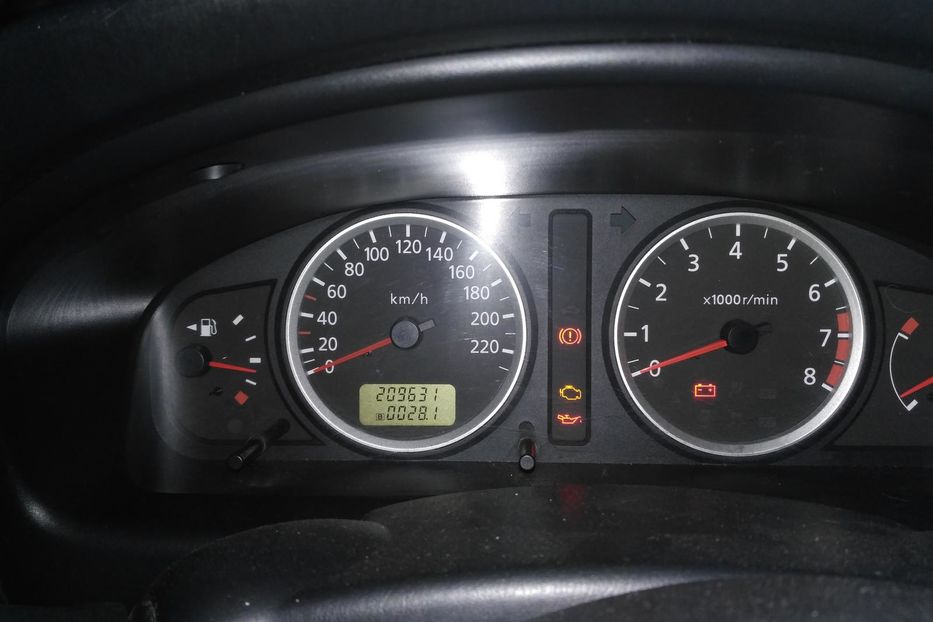 Продам Nissan Almera N16  2005 года в г. Энергодар, Запорожская область