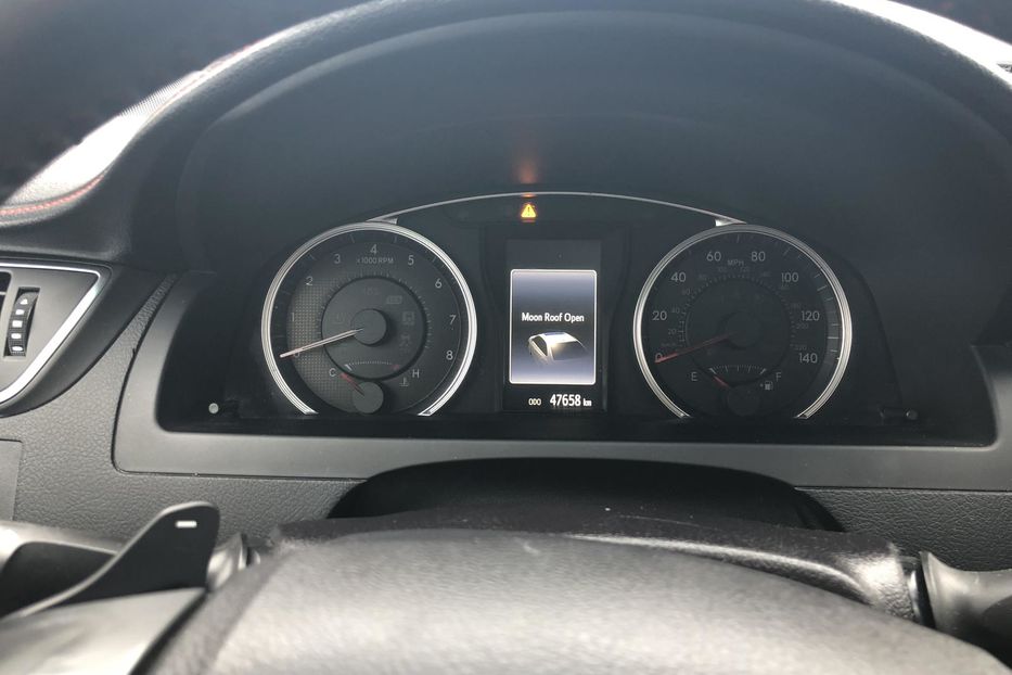 Продам Toyota Camry SE 2016 года в Киеве