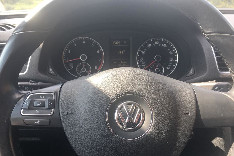 Продам Volkswagen Passat B7 2015 года в Ивано-Франковске