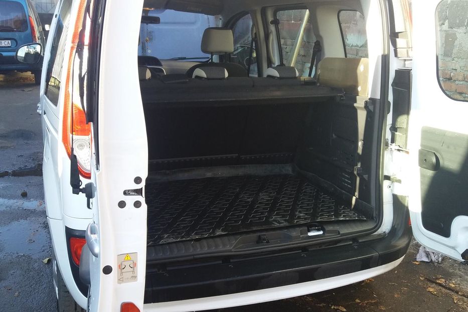 Продам Renault Kangoo пасс. 2014 года в Харькове