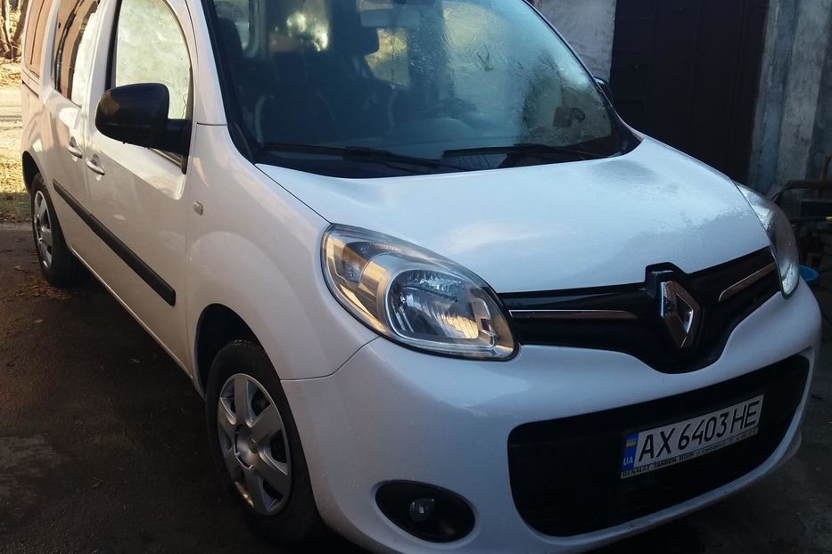 Продам Renault Kangoo пасс. 2014 года в Харькове