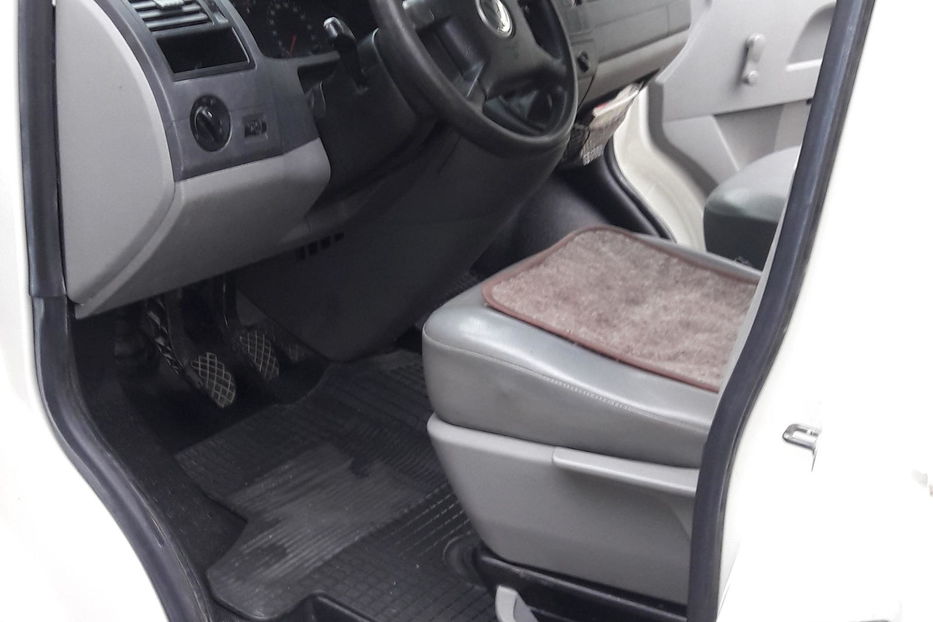 Продам Volkswagen T5 (Transporter) пасс. Т5 2005 года в Киеве
