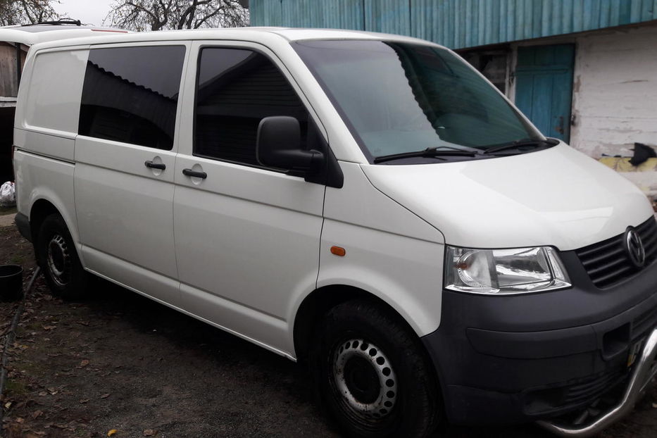 Продам Volkswagen T5 (Transporter) пасс. Т5 2005 года в Киеве