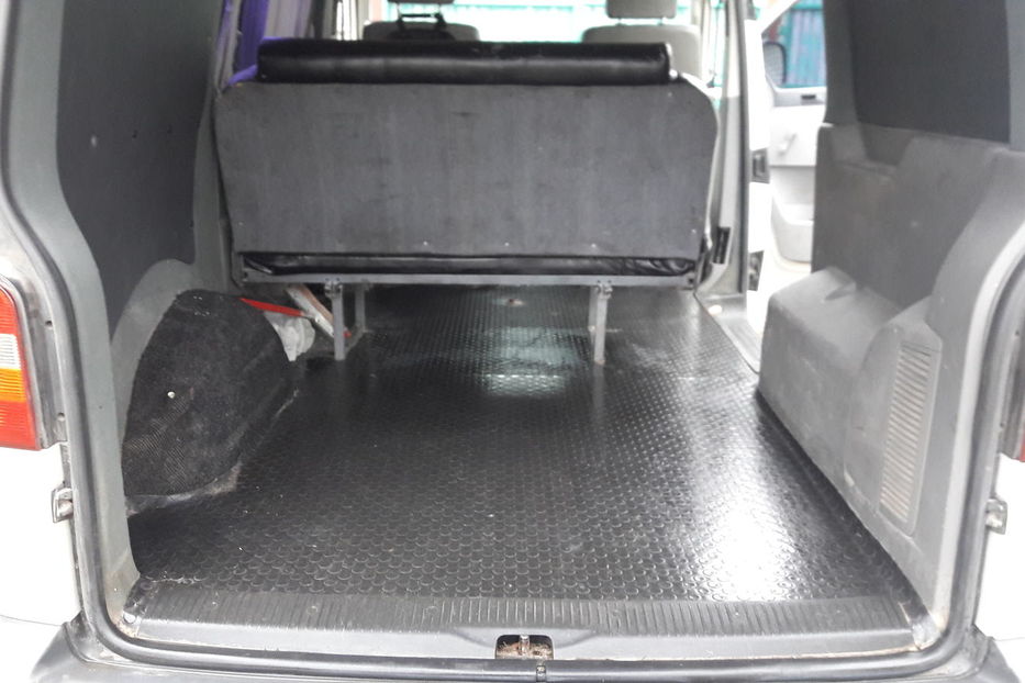 Продам Volkswagen T5 (Transporter) пасс. Т5 2005 года в Киеве