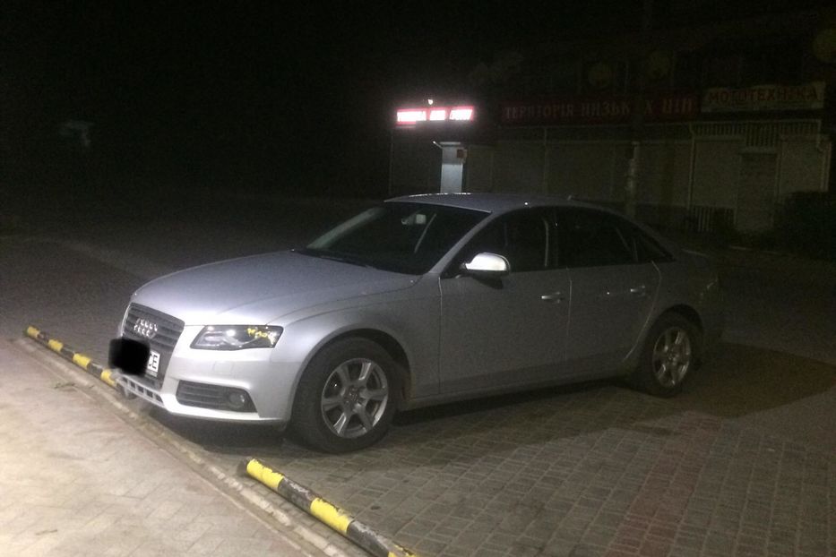 Продам Audi A4 В8 2011 года в г. Кривое Озеро, Николаевская область