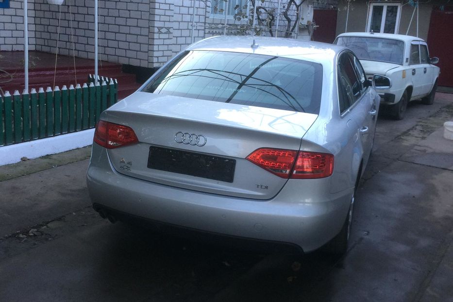 Продам Audi A4 В8 2011 года в г. Кривое Озеро, Николаевская область