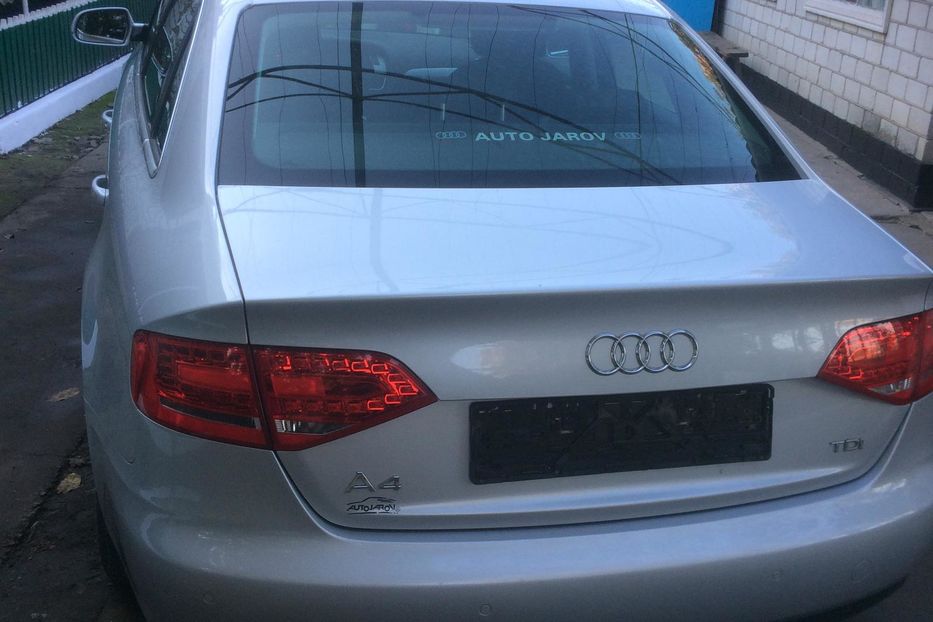 Продам Audi A4 В8 2011 года в г. Кривое Озеро, Николаевская область