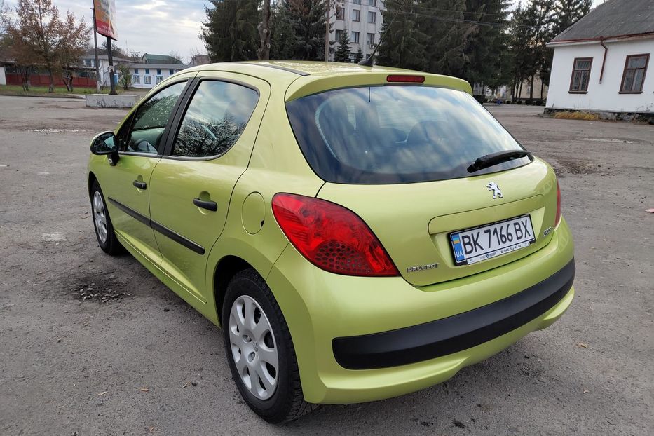 Продам Peugeot 207 Hatchback (5d)  2006 года в г. Дубно, Ровенская область