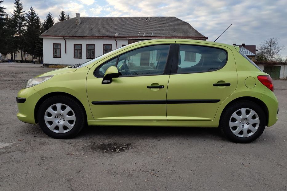 Продам Peugeot 207 Hatchback (5d)  2006 года в г. Дубно, Ровенская область