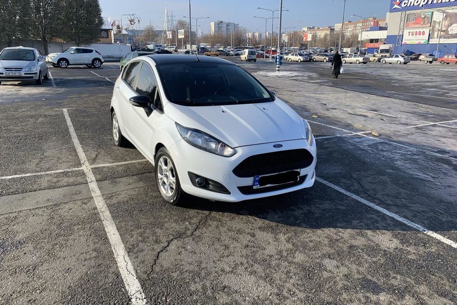 Продам Ford Fiesta Comfort plus 2016 года в Днепре