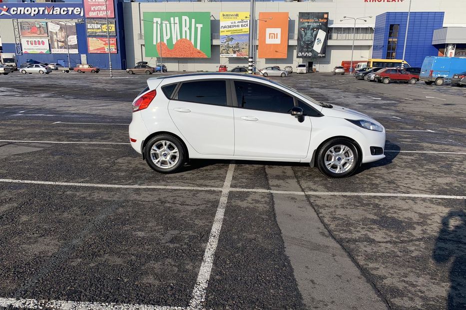 Продам Ford Fiesta Comfort plus 2016 года в Днепре