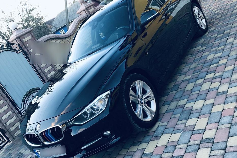 Продам BMW 320 Sport 2013 года в Черновцах