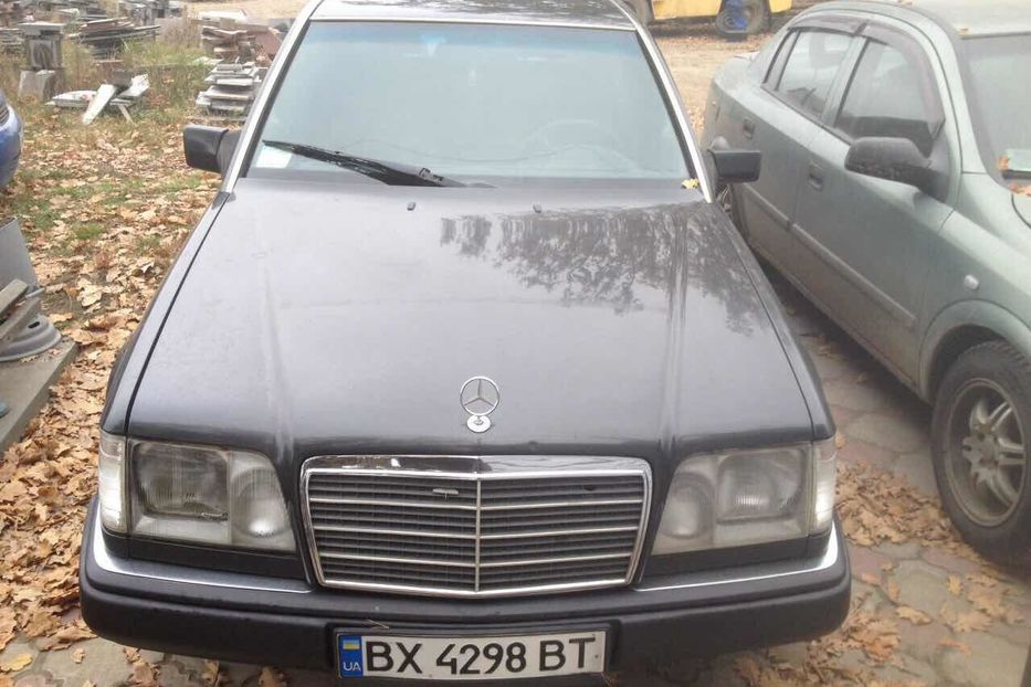 Продам Mercedes-Benz E-Class 1994 года в Житомире