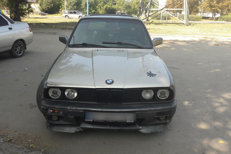 Продам BMW 320 1987 года в Херсоне