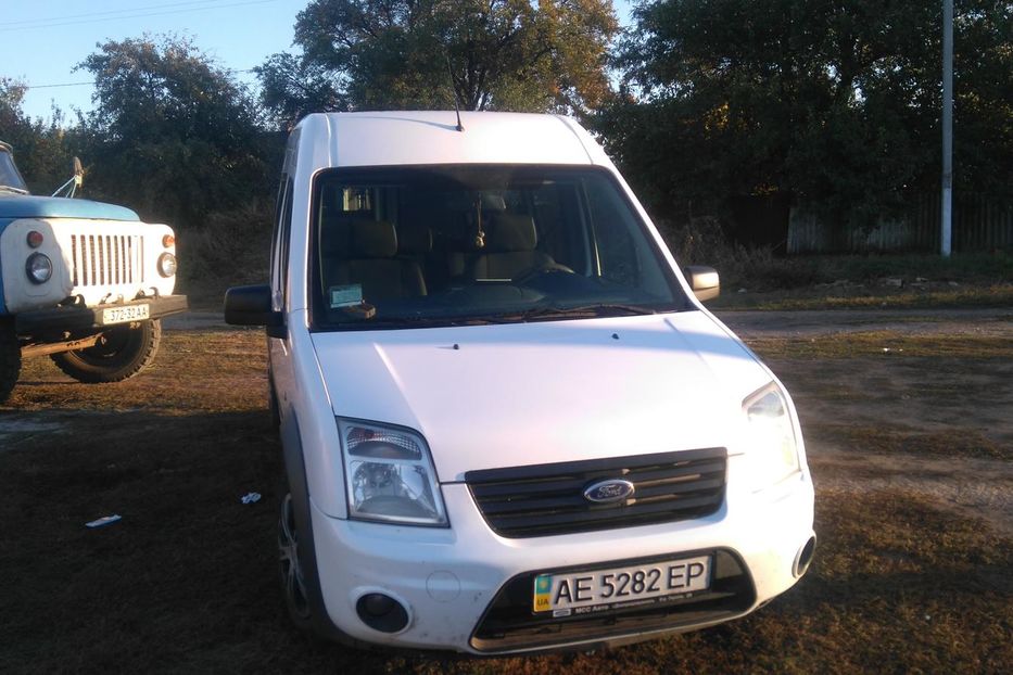 Продам Ford Tourneo Connect пасс. 2011 года в Днепре