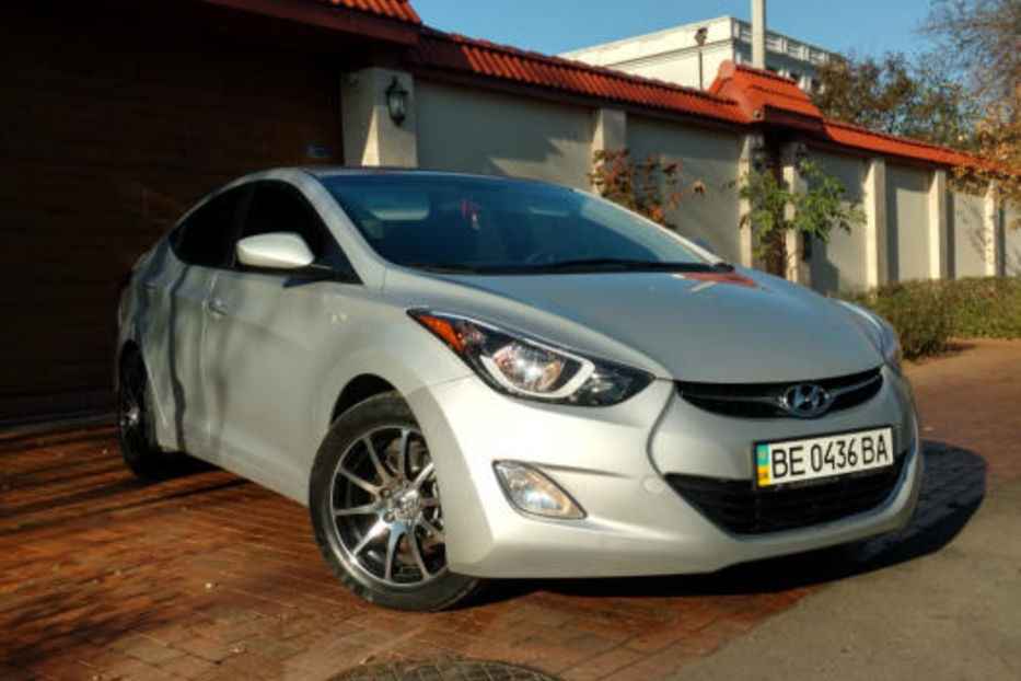 Продам Hyundai Elantra 2015 года в Одессе