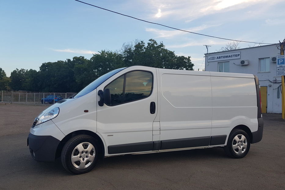 Продам Opel Vivaro груз. LONG 115 AC 2013 года в Одессе