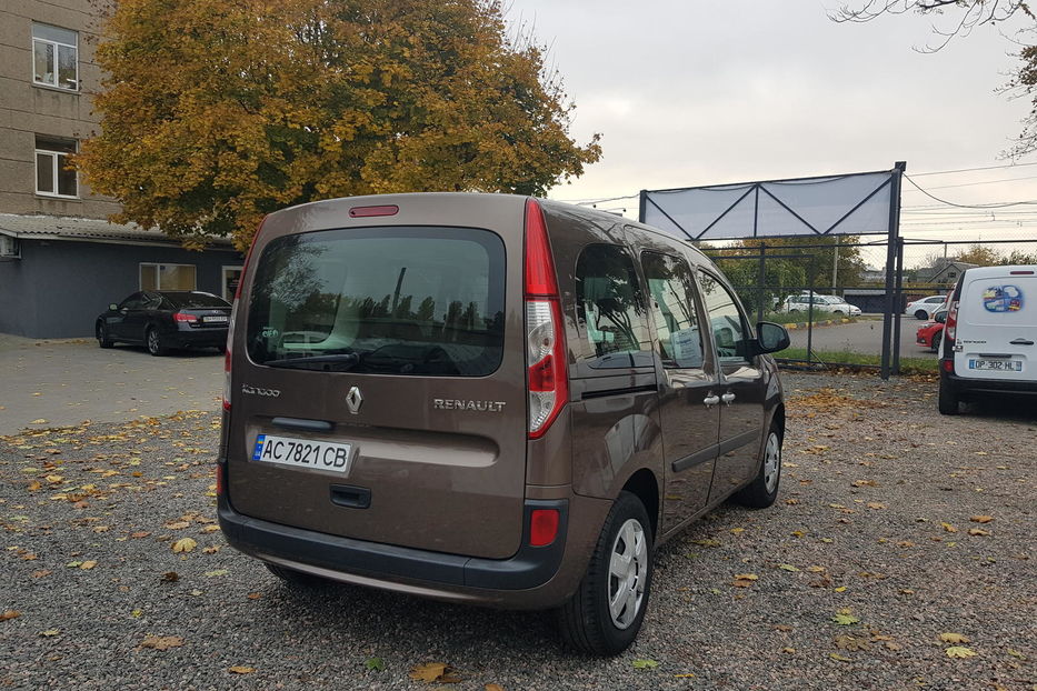 Продам Renault Kangoo пасс. пасс 66 kW AC 2015 года в Одессе