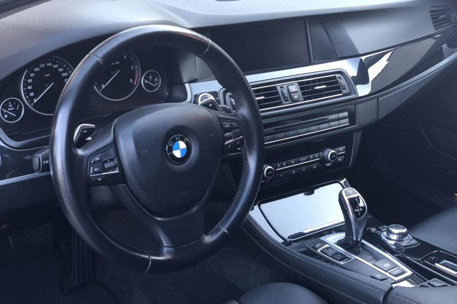 Продам BMW 520 2013 года в Херсоне