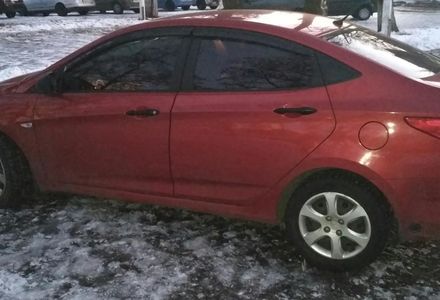 Продам Hyundai Accent  2013 года в Киеве