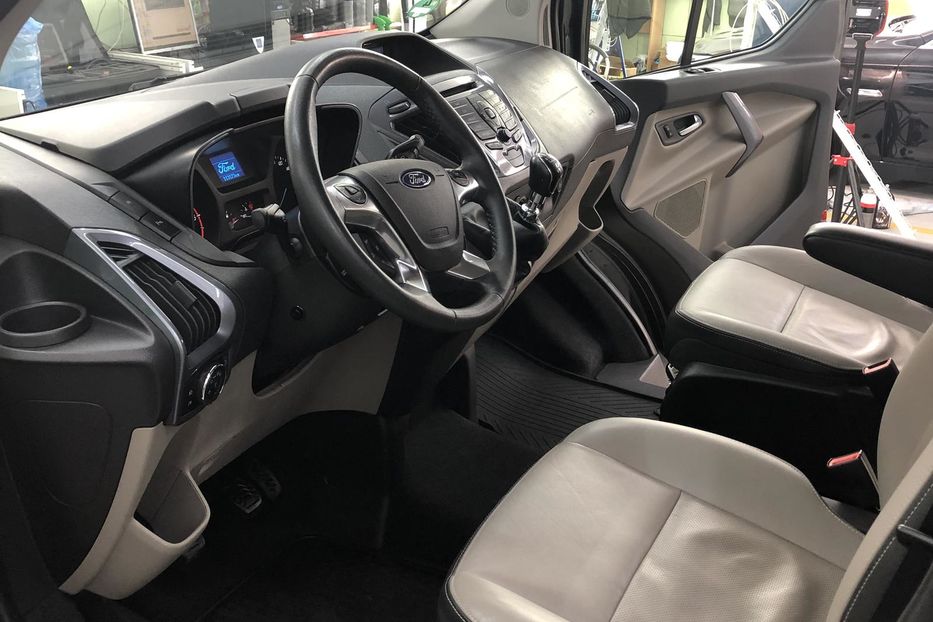 Продам Ford Tourneo Custom 2015 года в Луцке