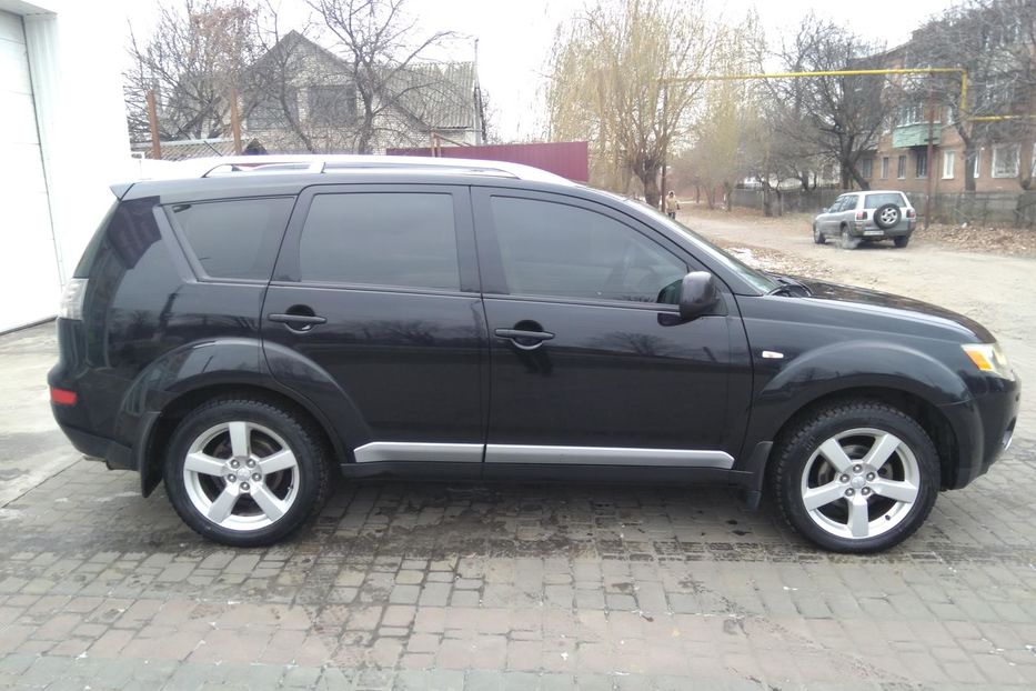 Продам Mitsubishi Outlander XL 2008 года в г. Конотоп, Сумская область