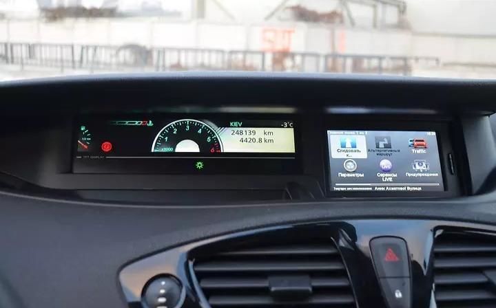 Продам Renault Scenic 2012 года в Киеве