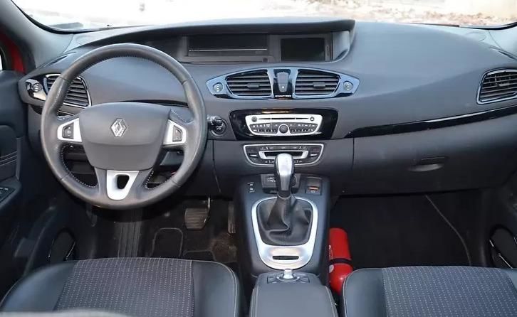 Продам Renault Scenic 2012 года в Киеве