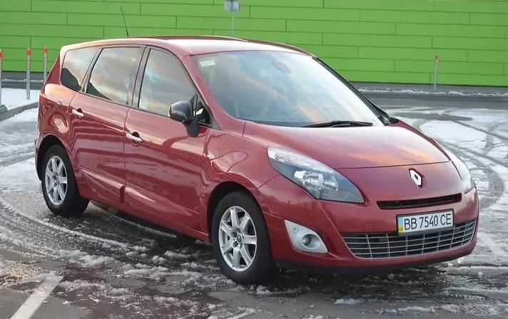 Продам Renault Scenic 2012 года в Киеве