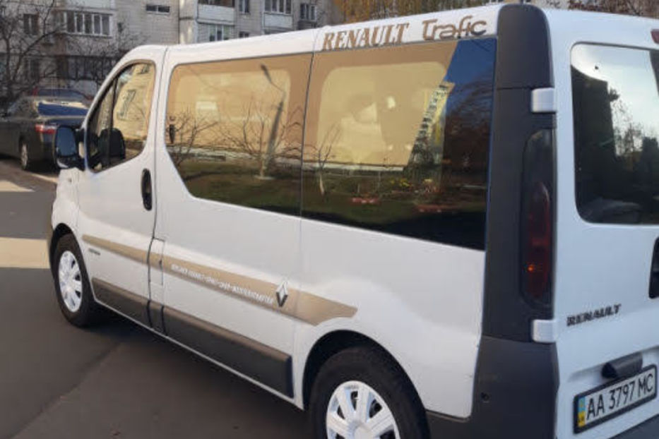 Продам Renault Trafic пасс. 2005 года в Киеве