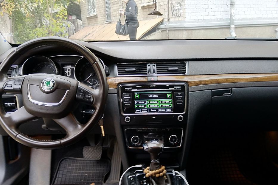 Продам Skoda Superb Laurin&Klement 2012 года в Днепре