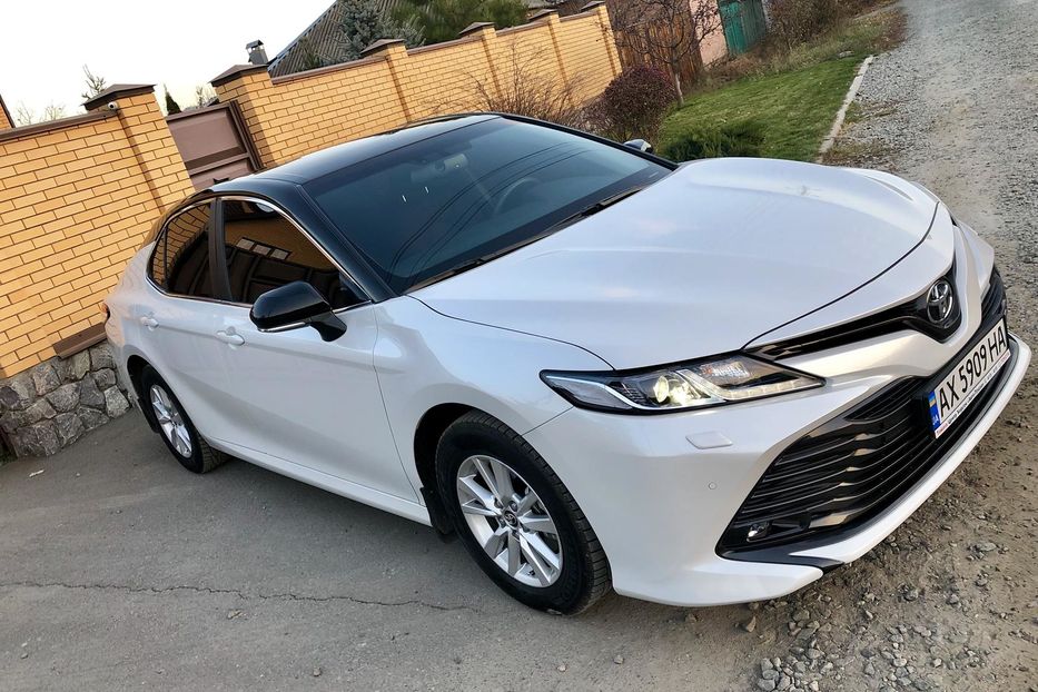 Продам Toyota Camry 2018 года в Харькове