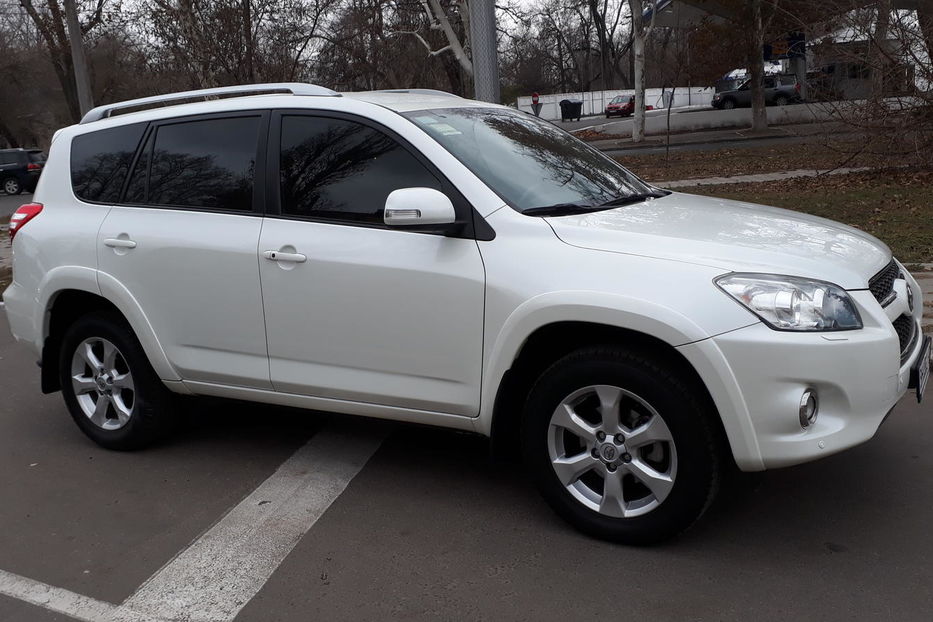 Продам Toyota Rav 4 2.4 Long 2010 года в Одессе