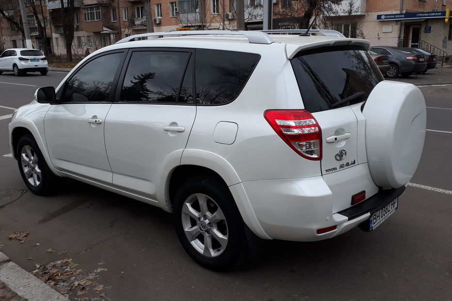 Продам Toyota Rav 4 2.4 Long 2010 года в Одессе