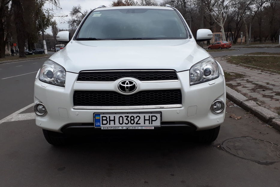 Продам Toyota Rav 4 2.4 Long 2010 года в Одессе