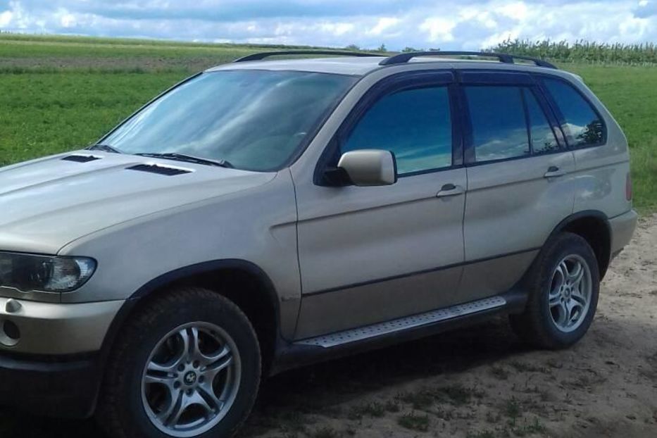 Продам BMW X5 2003 года в Черновцах