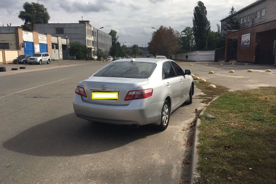 Продам Toyota Camry 2008 года в Киеве