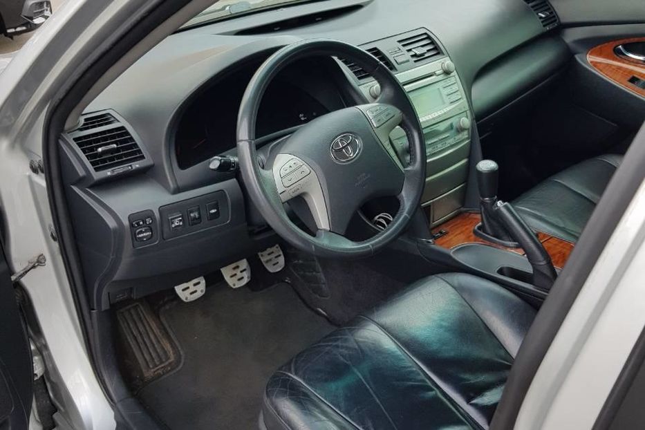Продам Toyota Camry 2008 года в Киеве