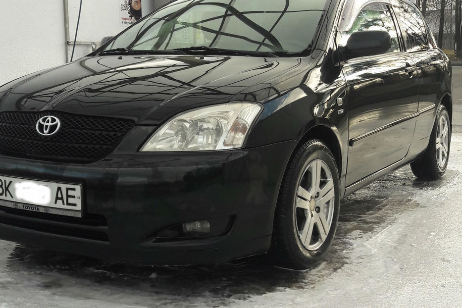 Продам Toyota Corolla 2003 года в Ровно
