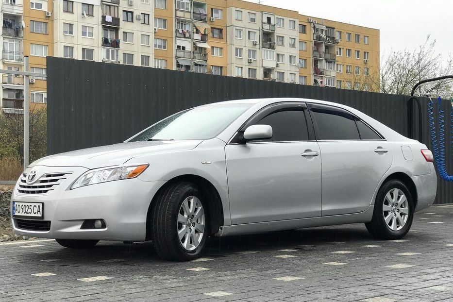 Продам Toyota Camry 2008 года в Ужгороде