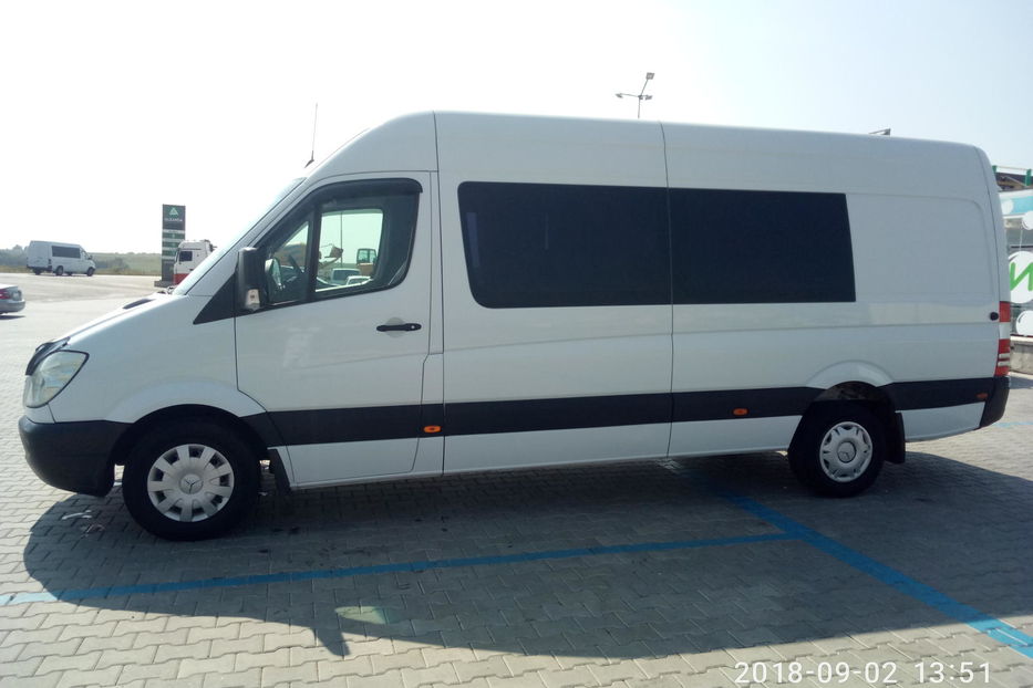 Продам Mercedes-Benz Sprinter 311 пасс. Легковий пасажирський 8+1 2007 года в Черновцах