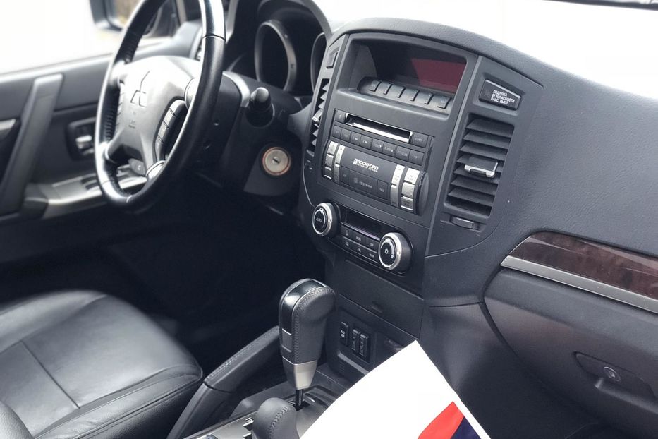 Продам Mitsubishi Pajero Wagon 7 мест 2014 года в Киеве
