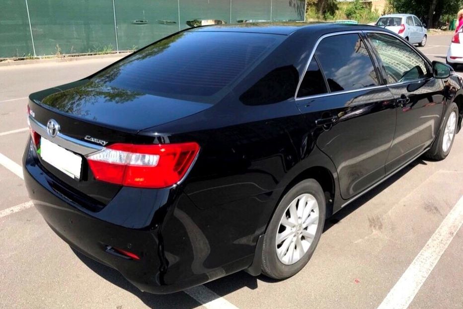 Продам Toyota Camry 2012 года в Киеве